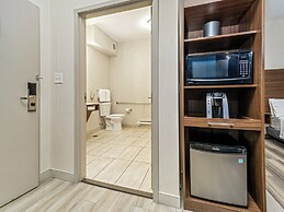 Holiday Inn Express & Suites Medicine Hat Transcanada Hwy 1 by IHG