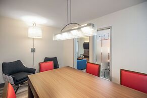 Holiday Inn Express & Suites Medicine Hat Transcanada Hwy 1 by IHG