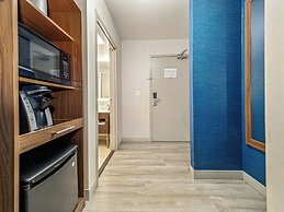 Holiday Inn Express & Suites Medicine Hat Transcanada Hwy 1 by IHG