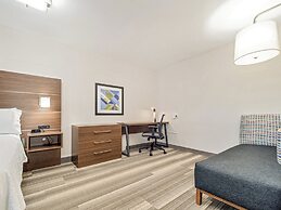 Holiday Inn Express & Suites Medicine Hat Transcanada Hwy 1 by IHG