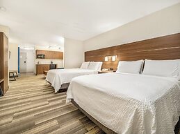 Holiday Inn Express & Suites Medicine Hat Transcanada Hwy 1 by IHG