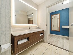 Holiday Inn Express & Suites Medicine Hat Transcanada Hwy 1 by IHG