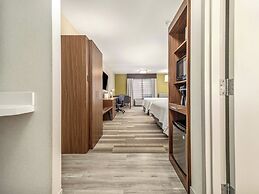 Holiday Inn Express & Suites Medicine Hat Transcanada Hwy 1 by IHG