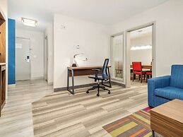 Holiday Inn Express & Suites Medicine Hat Transcanada Hwy 1 by IHG