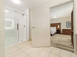 Holiday Inn Express & Suites Medicine Hat Transcanada Hwy 1 by IHG