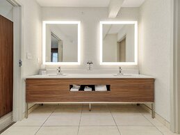 Holiday Inn Express & Suites Medicine Hat Transcanada Hwy 1 by IHG