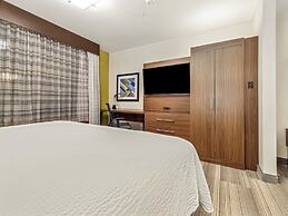 Holiday Inn Express & Suites Medicine Hat Transcanada Hwy 1 by IHG