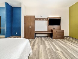 Holiday Inn Express & Suites Medicine Hat Transcanada Hwy 1 by IHG