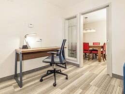 Holiday Inn Express & Suites Medicine Hat Transcanada Hwy 1 by IHG