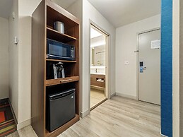 Holiday Inn Express & Suites Medicine Hat Transcanada Hwy 1 by IHG