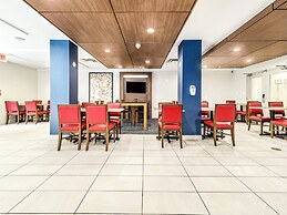 Holiday Inn Express & Suites Medicine Hat Transcanada Hwy 1 by IHG