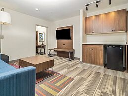 Holiday Inn Express & Suites Medicine Hat Transcanada Hwy 1 by IHG