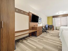 Holiday Inn Express & Suites Medicine Hat Transcanada Hwy 1 by IHG