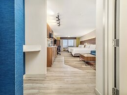 Holiday Inn Express & Suites Medicine Hat Transcanada Hwy 1 by IHG