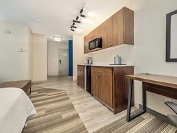 Holiday Inn Express & Suites Medicine Hat Transcanada Hwy 1 by IHG