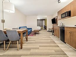 Holiday Inn Express & Suites Medicine Hat Transcanada Hwy 1 by IHG