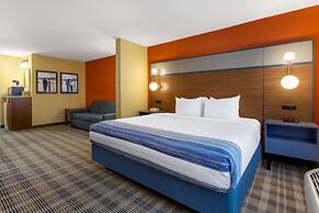 AmericInn by Wyndham Fulton Clinton