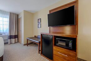 Comfort Suites Johnson Creek Conference Center