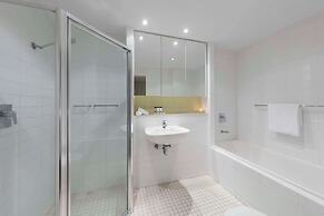 Oaks Glenelg Liberty Suites