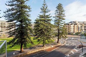 Oaks Glenelg Liberty Suites