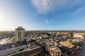 Oaks Glenelg Liberty Suites