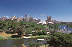 Oaks Glenelg Liberty Suites