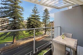 Oaks Glenelg Liberty Suites