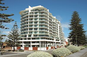 Oaks Glenelg Liberty Suites