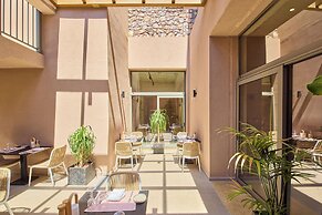 Paralos Venus Suites - Adults Only