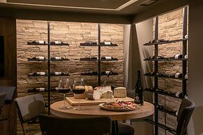 Paralos Venus Suites - Adults Only