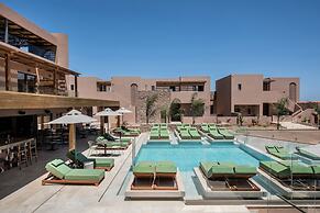 Paralos Venus Suites - Adults Only