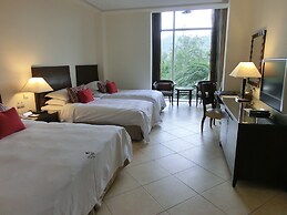 Chateau Beach Resort