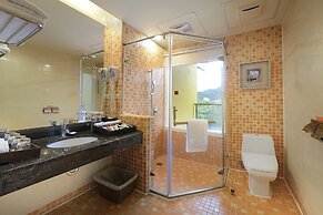 Chateau Beach Resort