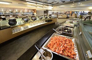 Chateau Beach Resort