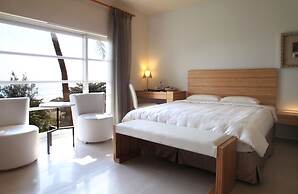 Chateau Beach Resort