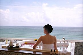 Chateau Beach Resort