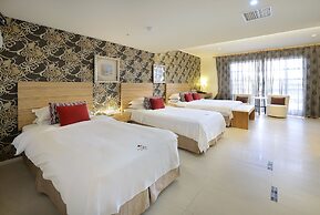 Chateau Beach Resort