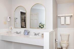 Brandywine River Hotel