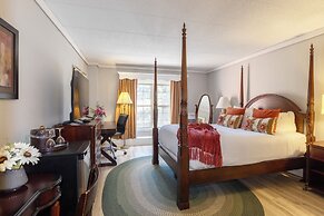 Brandywine River Hotel