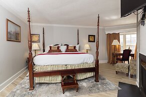 Brandywine River Hotel