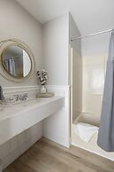 Brandywine River Hotel