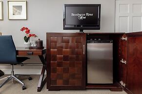 Brandywine River Hotel