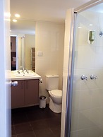 Adina Place Motel Apartments