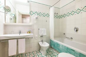 Imperial Hotel Tramontano