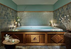 The Whiteface Lodge