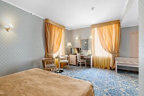 Old Estate Hotel & Spa