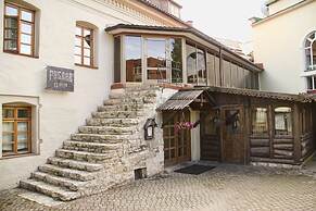 Old Estate Hotel & Spa
