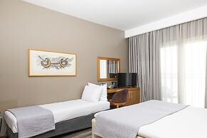 Golden Star City Resort