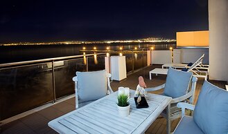 Golden Star City Resort