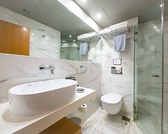 Golden Star City Resort